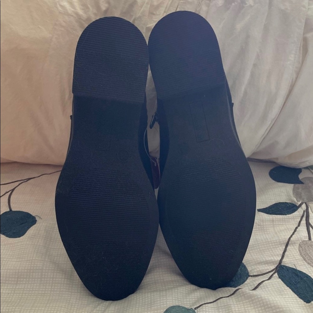 Brand New Never Worn Booties Size 7.5